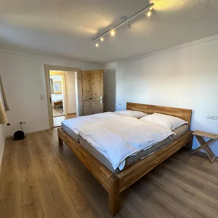 Buchennest * Halblech