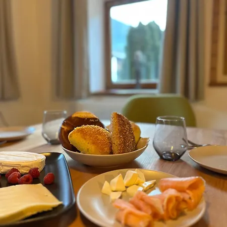 Buchennest * Halblech